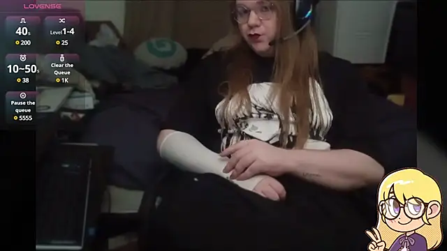 AshThaSissy online show from 12.11.24