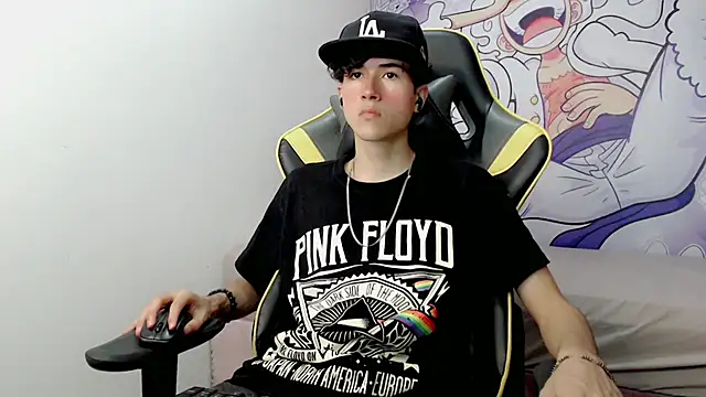 johnny cagee online show from 01.17.25