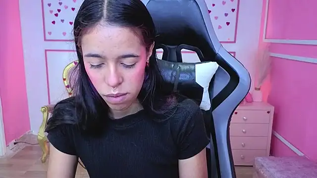 stephania t online show from 12.20.25