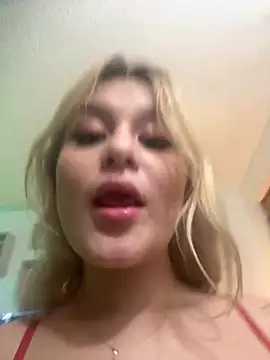 Snapshot of valeria_gomezx chatting on 12.17.24 valeria gomezx online show from 12.17.24