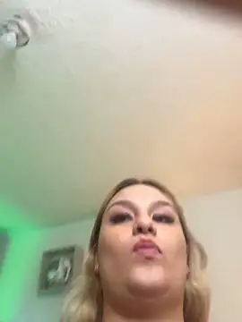 Snapshot of valeria_gomezx chatting on 12.19.24 valeria gomezx online show from 12.19.24
