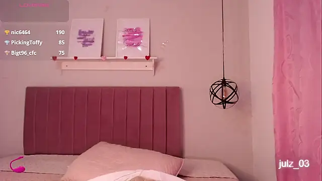 julz 03 online show from 03.18.25