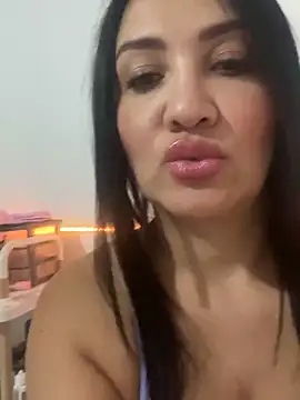 juliamond online show from 12.23.24