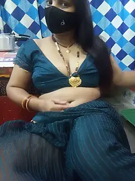 Snapshot of Manjudear chatting on 05.20.26 Manjudear online show from 05.20.26
