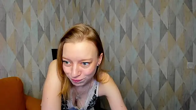 Michelle Blond online show from 02.07.25