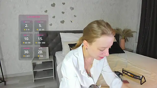 Michelle Blond online show from 03.21.25