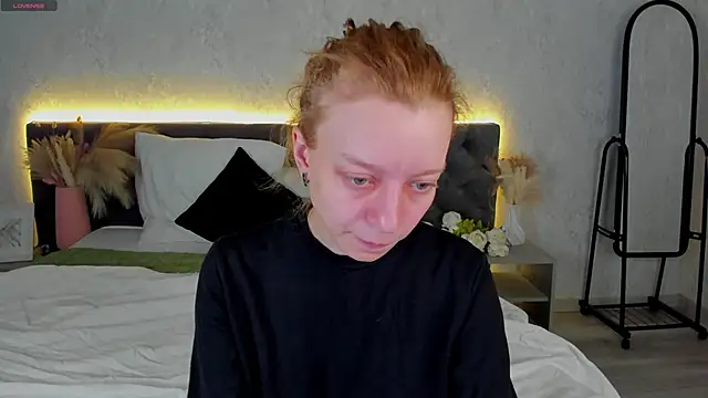 Michelle Blond online show from 03.12.26