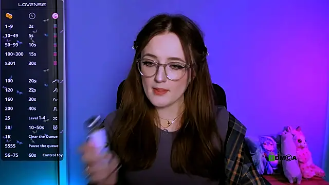 luna berryy online show from 11.15.25