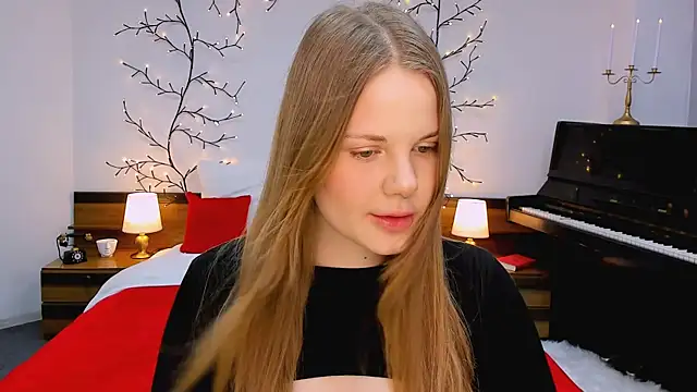 holy kitty online show from 01.30.25