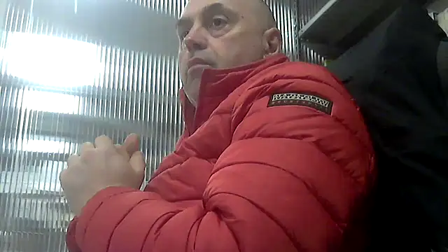 Snapshot of pantomax chatting on 02.25.25 pantomax online show from 02.25.25