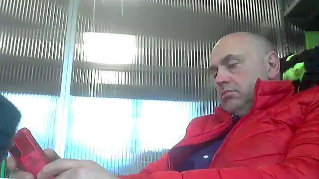 Snapshot of pantomax chatting on 02.26.25 pantomax online show from 02.26.25