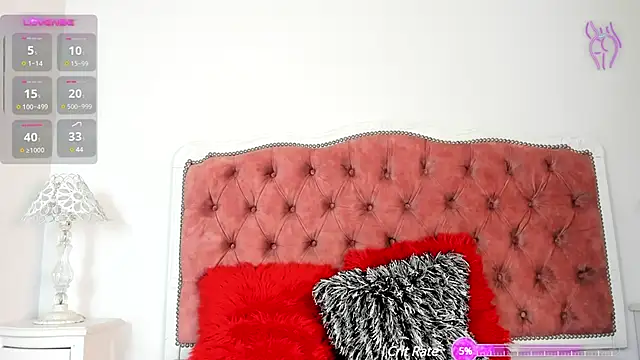 Snapshot of amberlitle chatting on 03.16.25 amberlitle online show from 03.16.25