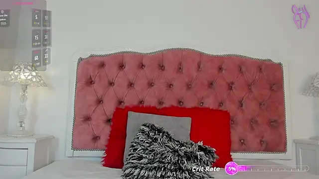 Snapshot of amberlitle chatting on 09.24.25 amberlitle online show from 09.24.25