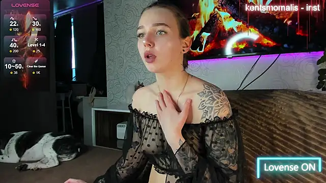 Snapshot of KentsMomAliss chatting on 02.20.25 KentsMomAliss online show from 02.20.25