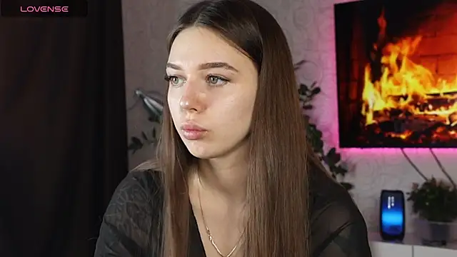 Snapshot of KentsMomAliss chatting on 03.19.25 KentsMomAliss online show from 03.19.25