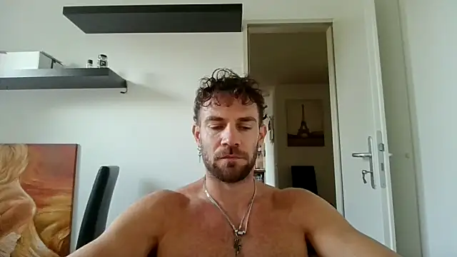 Snapshot of alpha-hunk chatting on 09.17.25 alpha-hunk online show from 09.17.25