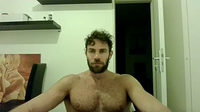 Snapshot of alpha-hunk chatting on 10.07.25 alpha-hunk online show from 10.07.25
