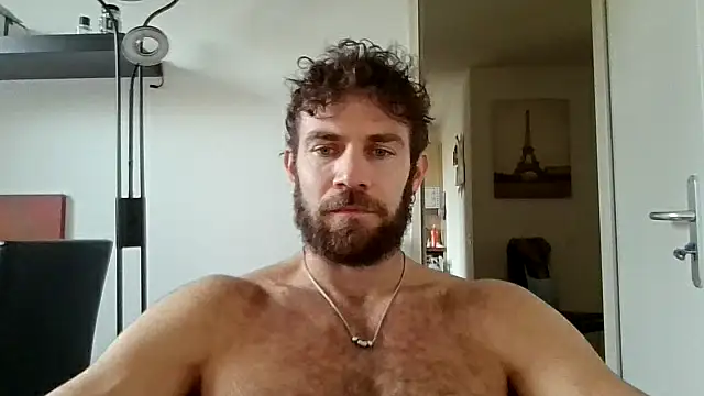 Snapshot of alpha-hunk chatting on 10.31.25 alpha-hunk online show from 10.31.25
