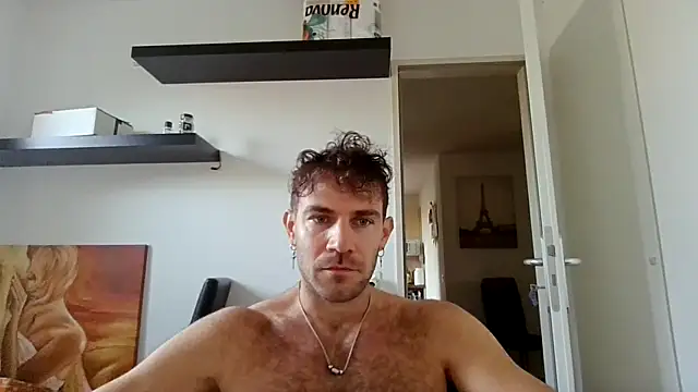 Snapshot of alpha-hunk chatting on 11.12.25 alpha-hunk online show from 11.12.25