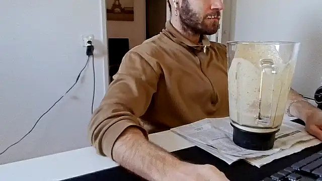 Snapshot of alpha-hunk chatting on 01.07.26 alpha-hunk online show from 01.07.26