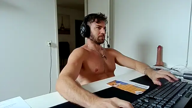 alpha-hunk online show from 03.16.26