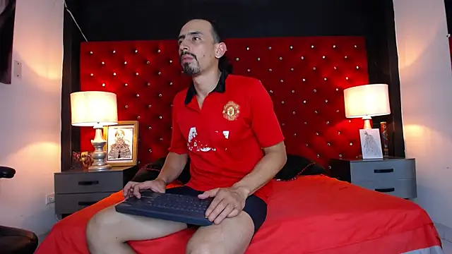 Sr Magnus  online show from 01.18.26