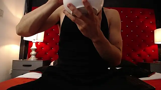 Sr Magnus  online show from 02.26.26