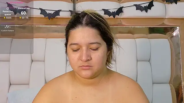 collegepawglovedaddy online show from 10.26.25