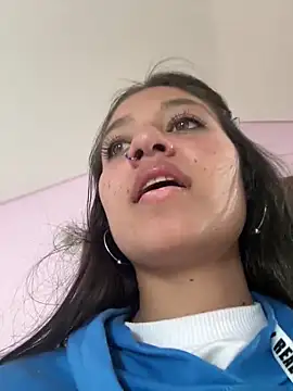 Kyna euphoria online show from 12.19.24