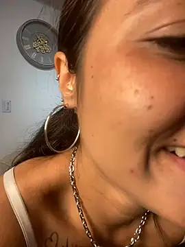 Kyna euphoria online show from 02.01.25