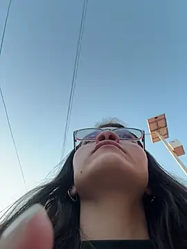 aurora divine online show from 02.25.26