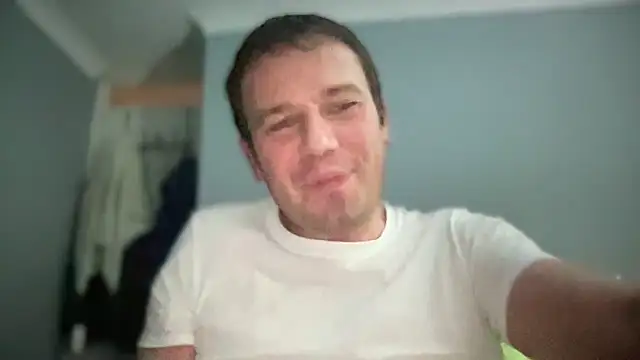 Snapshot of GotItGoin chatting on 09.09.25 GotItGoin online show from 09.09.25