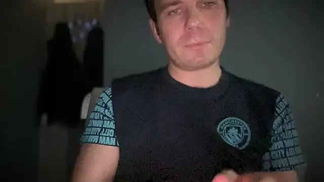 Snapshot of GotItGoin chatting on 09.14.25 GotItGoin online show from 09.14.25