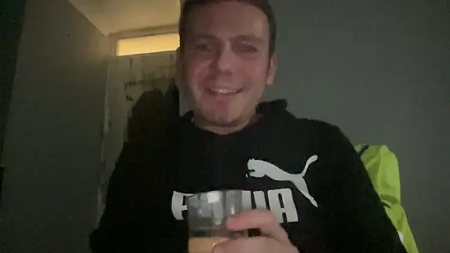 Snapshot of GotItGoin chatting on 10.07.25 GotItGoin online show from 10.07.25