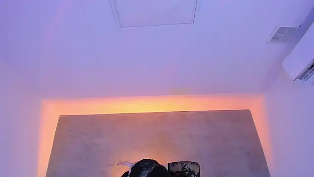 Snapshot of maddy_walker chatting on 09.28.25 maddy walker online show from 09.28.25