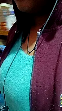 Snapshot of ruhi2003 chatting on 12.16.24 ruhi2003 online show from 12.16.24