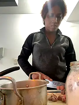 zahrivk1 online show from 10.05.25