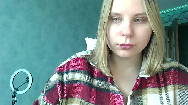 Thalia  Star online show from 02.15.25