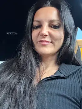 -OLYA- online show from 11.21.25