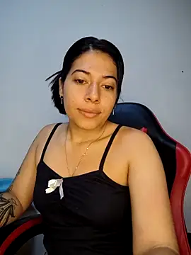 Caro kitty- online show from 03.10.26