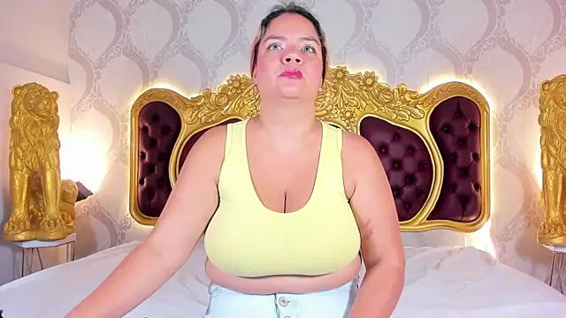 KendralHolson online show from 11.28.25