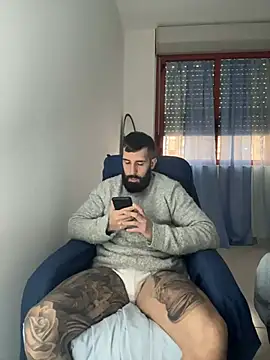 Snapshot of Gioeltoro89 chatting on 01.19.26 Gioeltoro89 online show from 01.19.26