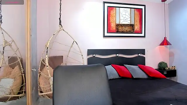 ebbafernandez  online show from 07.04.26