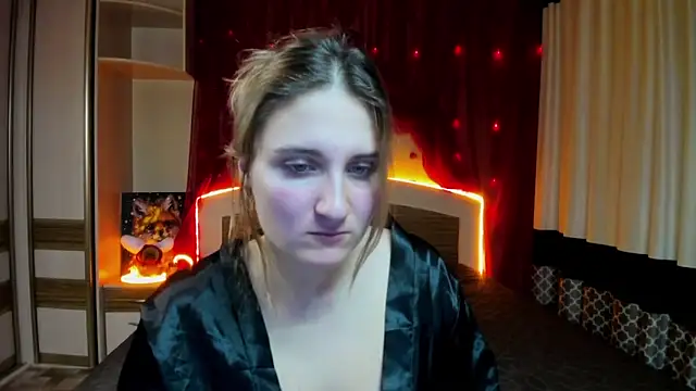 Miss Elsa  online show from 12.15.25