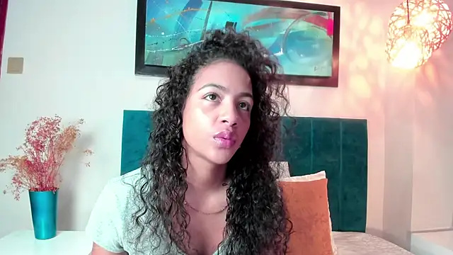 AntonellaHall  online show from 01.13.26