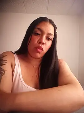 Laiia Page online show from 01.16.26