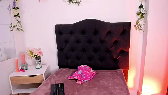 Alyssa jones online show from 12.28.24