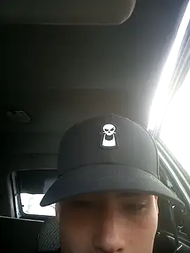 Snapshot of andres599 chatting on 12.05.24 andres599 online show from 12.05.24