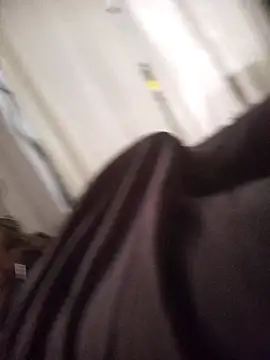 Snapshot of andres599 chatting on 01.11.25 andres599 online show from 01.11.25