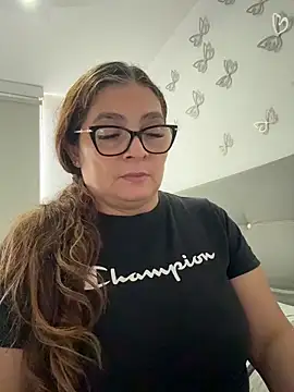 AntonellaAlondra4 online show from 05.11.26